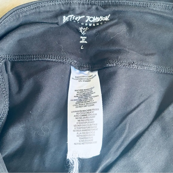Betsey Johnson Black Performance Leggings - Picture 5 of 6
